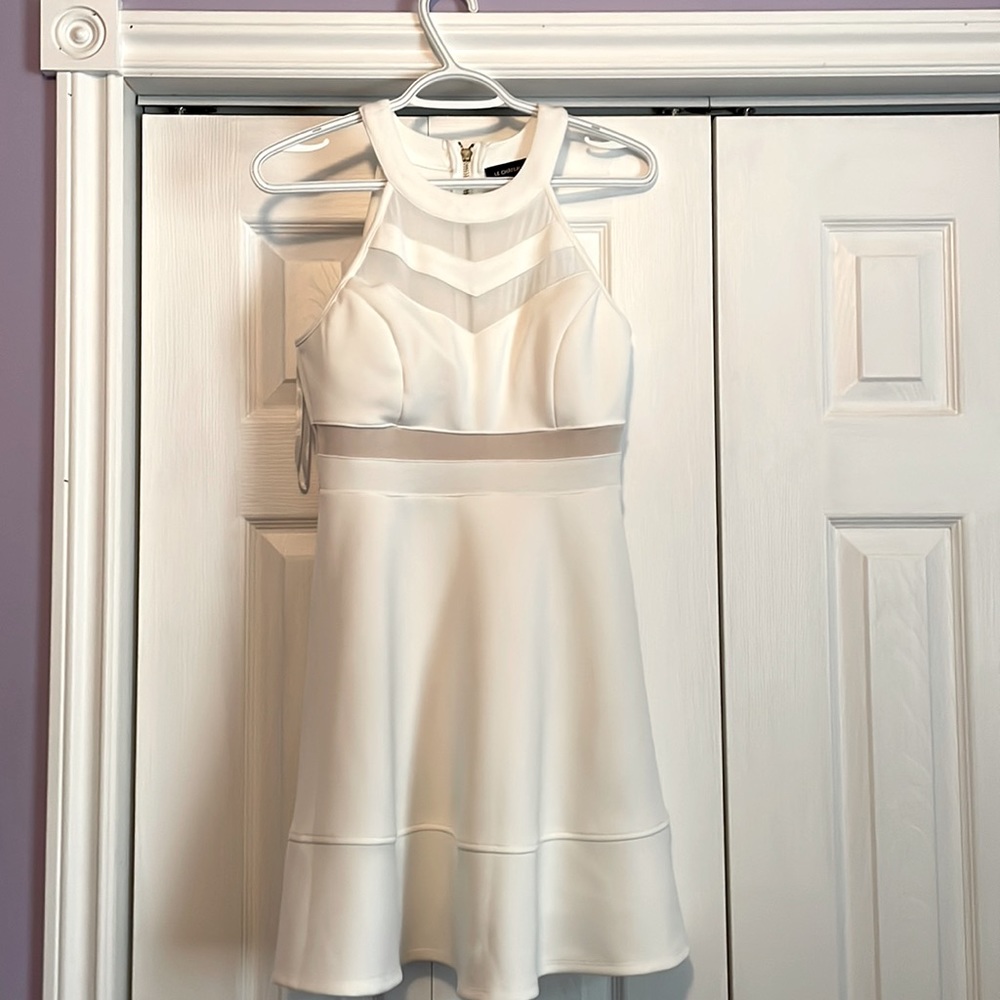Le Chateau dress size small